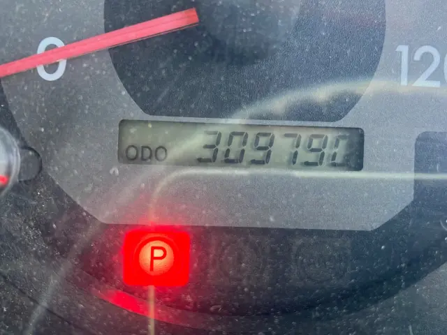 日野 プロフィア ADG-FS1EKXA(6x4)の写真22