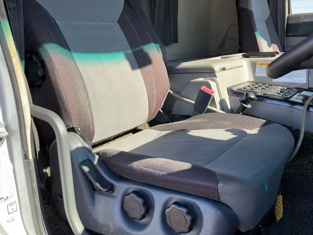 三菱 スーパーグレート QPG-FV60VY(6x4)の写真15