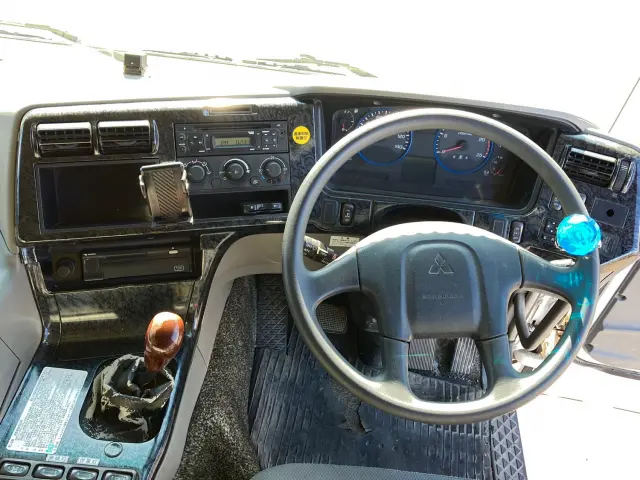 三菱 スーパーグレート QPG-FV60VY(6x4)の写真17