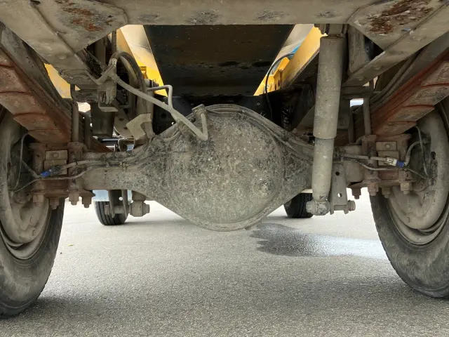 いすゞ エルフ TKG-NKR85N(2WD)の写真16