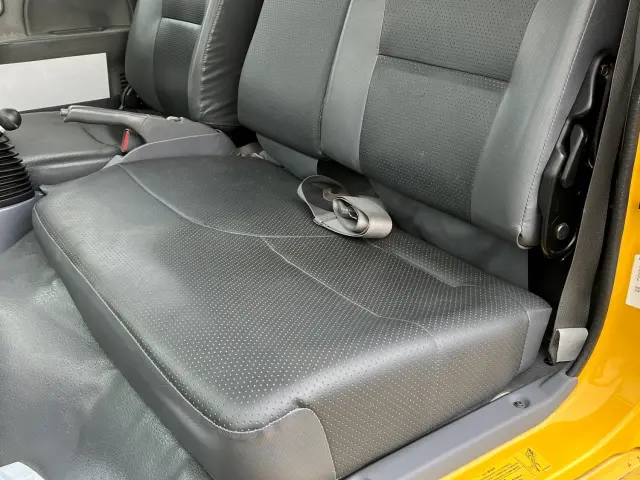 いすゞ エルフ TKG-NKR85N(2WD)の写真20