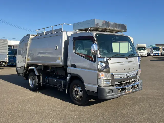 三菱 キャンター TKG-FEB90(2WD)の写真2