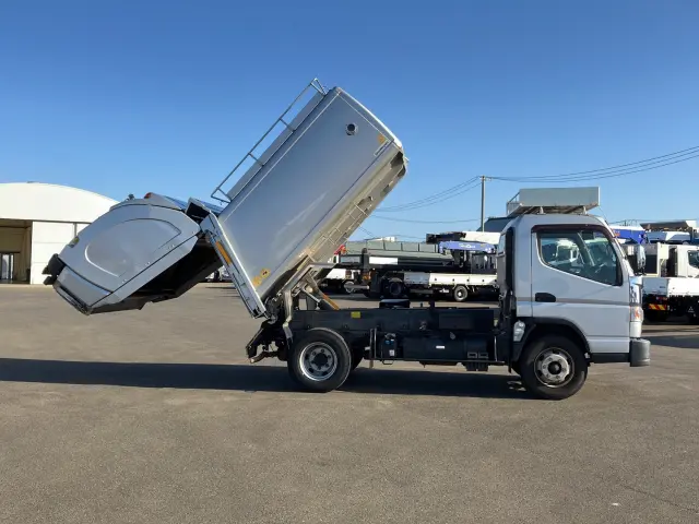 三菱 キャンター TKG-FEB90(2WD)の写真6