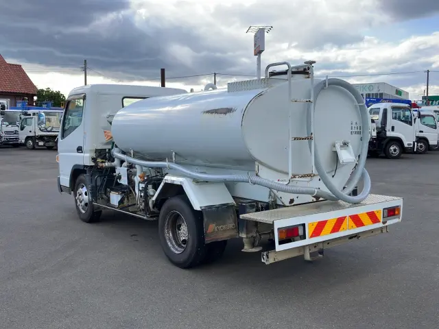 三菱 キャンター 2PG-FEB90(2WD)の写真4