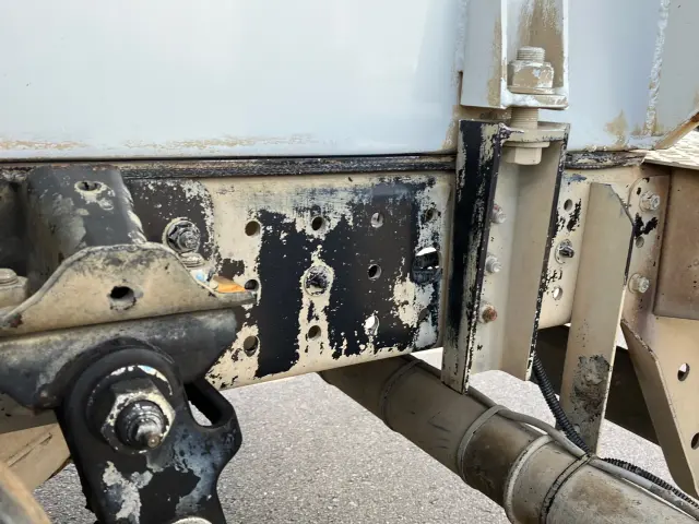 三菱 キャンター 2PG-FEB90(2WD)の写真13