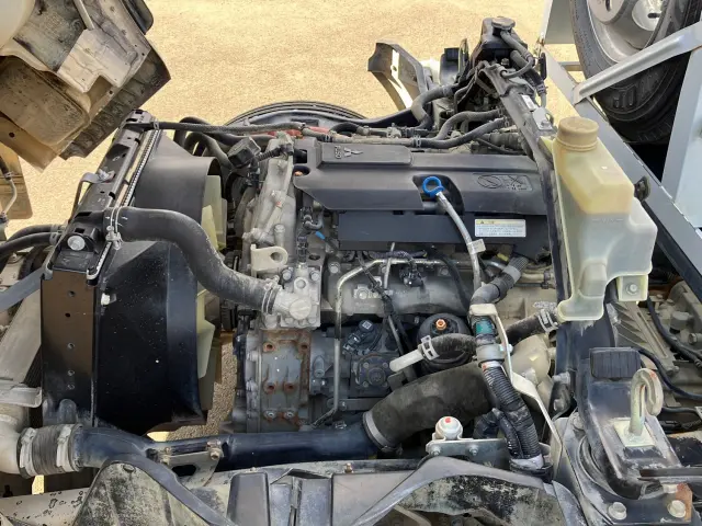 三菱 キャンター 2PG-FEB90(2WD)の写真16