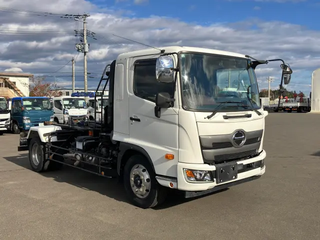 日野 レンジャー 2PG-FE2ABA(2WD)の写真2