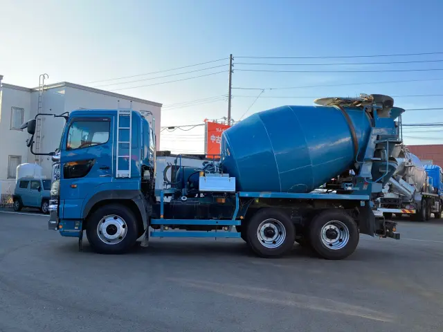 日野 プロフィア BDG-FS1EKXA(6x4)の写真5