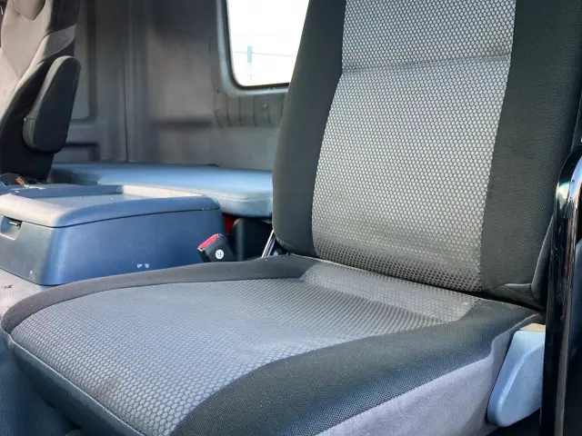 日野 プロフィア BDG-FS1EKXA(6x4)の写真20