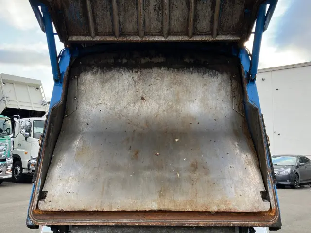 日野 レンジャー QKG-FJ7JGAA(2WD)の写真9