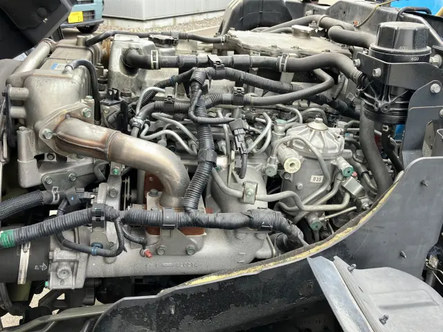 日野 レンジャー QKG-FJ7JGAA(2WD)の写真15