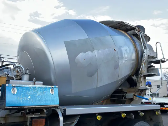 UD クオン QKG-CW5XL(6x4)の写真9