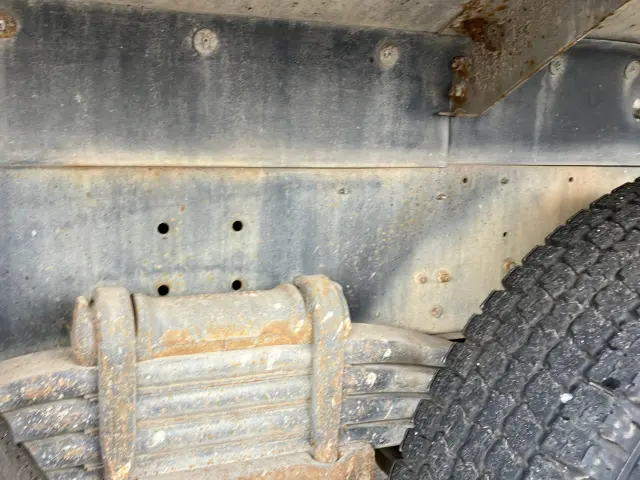 UD クオン QKG-CW5XL(6x4)の写真14