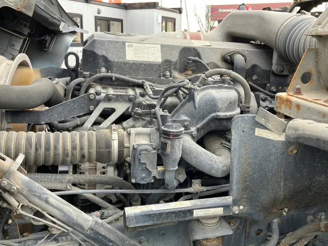 UD クオン QKG-CW5XL(6x4)の写真17