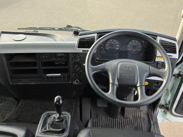 三菱 ファイター 2KG-FK62FZ(2WD)の写真17