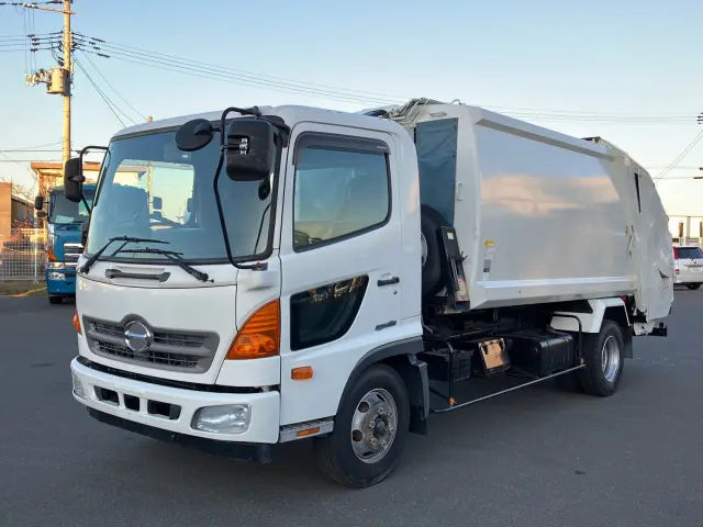 日野 レンジャー TKG-FC9JGAP(2WD)の写真1