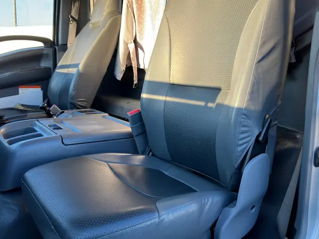 いすゞ フォワード LKG-FTR90S2(2WD)の写真20