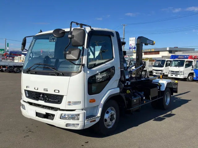 三菱 ファイター 2KG-FK72F(2WD)の写真1