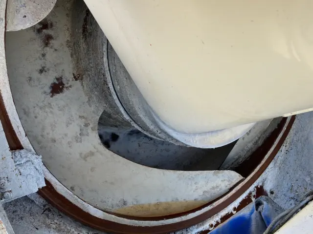 日野 レンジャー LKG-FJ7JDAA(2WD)の写真12