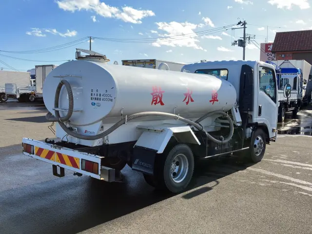 いすゞ エルフ SKG-NPR85YN(2WD)の写真3