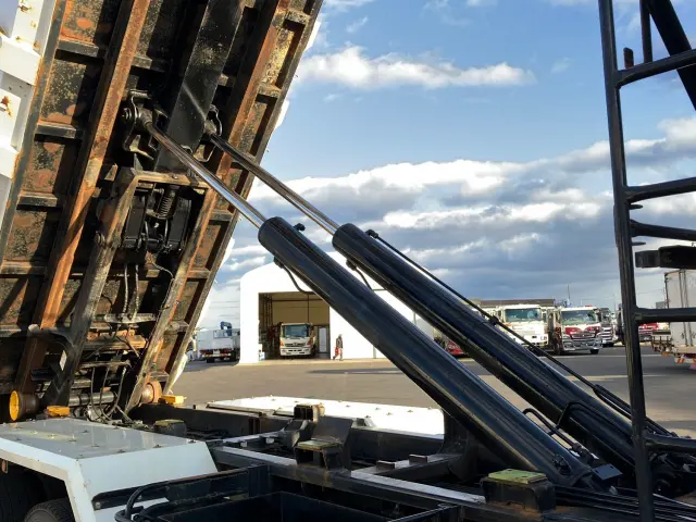 三菱 スーパーグレート 2KG-FV70HY(6x4)の写真8