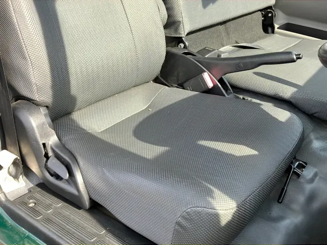 三菱 キャンター TPG-FEA50(2WD)の写真17