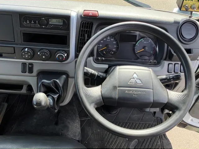 三菱 キャンター TPG-FEA50(2WD)の写真19
