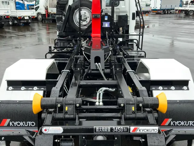 三菱 ファイター 2KG-FK72F(2WD)の写真8