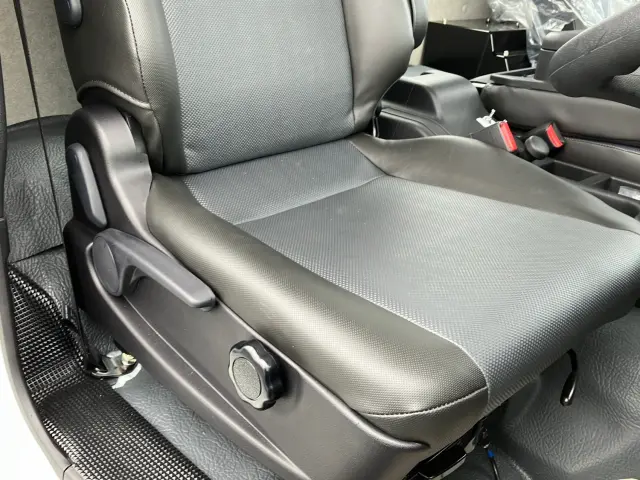 三菱 ファイター 2KG-FK72F(2WD)の写真15