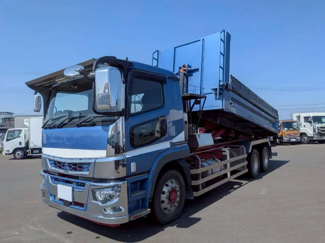 三菱 スーパーグレート 2KG-FV70HY(6x4)の写真1