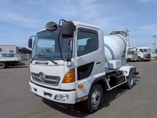日野 レンジャー TKG-FC9JCAA(2WD)の写真1