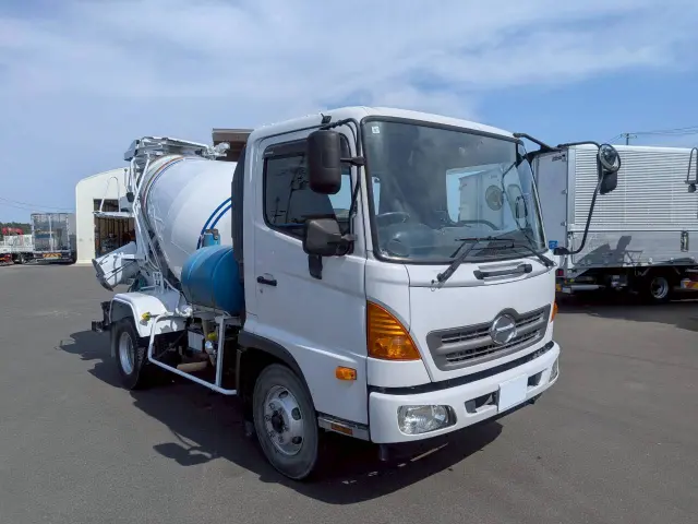 日野 レンジャー TKG-FC9JCAA(2WD)の写真2