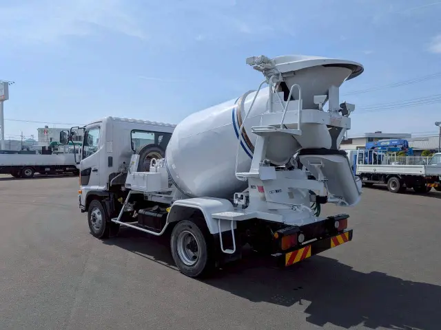 日野 レンジャー TKG-FC9JCAA(2WD)の写真4