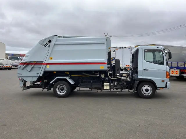 日野 レンジャー PB-FC7JGFA(2WD)の写真6
