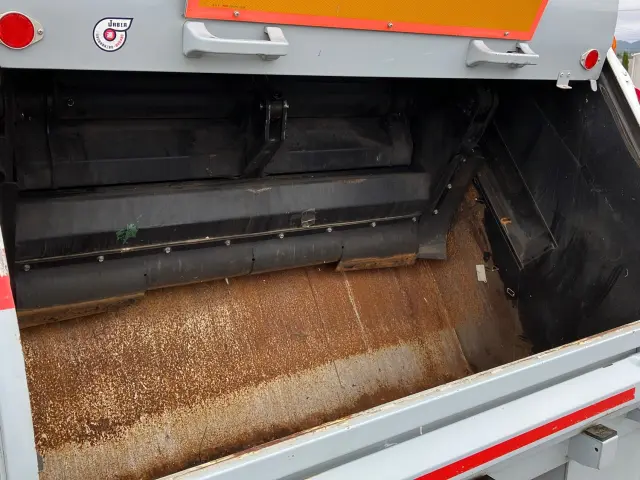 日野 レンジャー PB-FC7JGFA(2WD)の写真10