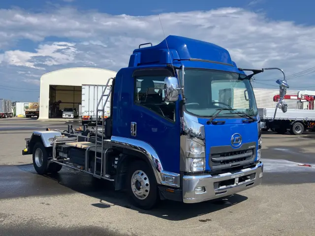 ＵＤ コンドル 2PG-BRR90S2(2WD)の写真2
