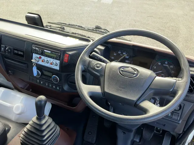 日野 レンジャー 2KG-FC2ABA(2WD)の写真20