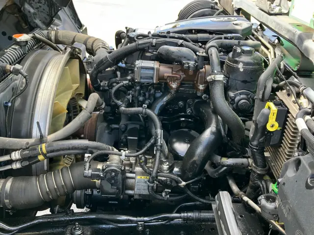 UD コンドル TKG-MK38L(2WD)の写真14