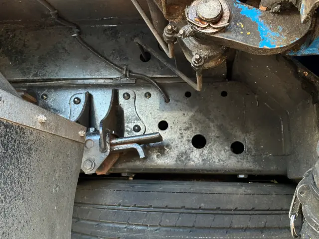 日野 レンジャー QKG-FJ7JGAA(2WD)の写真12