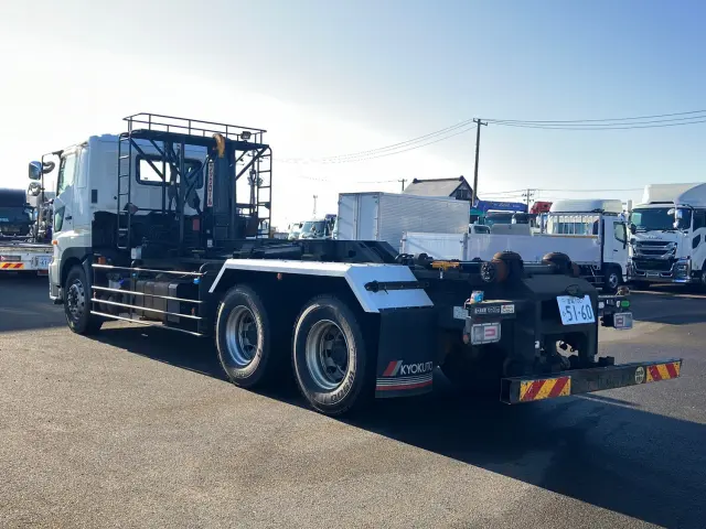 日野 プロフィア 2DG-FS1AJA(6x4)の写真4