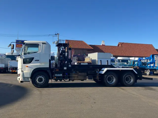 日野 プロフィア 2DG-FS1AJA(6x4)の写真5