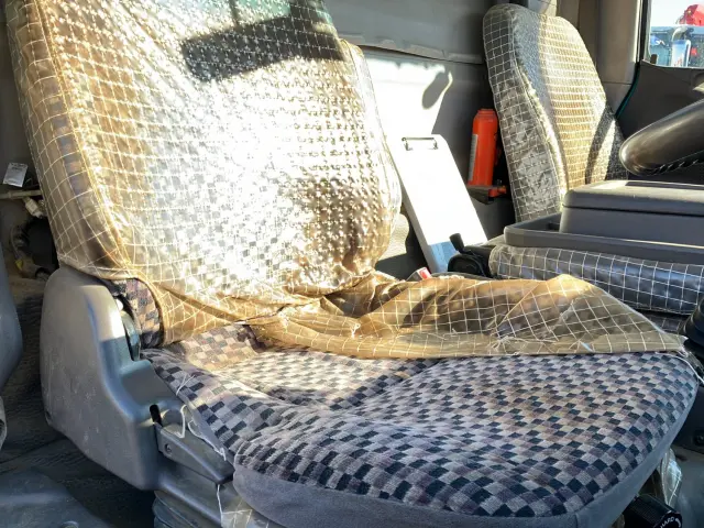 三菱 キャンター KC-FE632G(2WD)の写真16