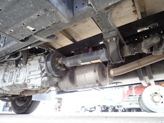 いすゞ エルフ 2RG-NMR88AR(2WD)の写真14