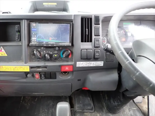 いすゞ エルフ 2RG-NMR88AR(2WD)の写真19