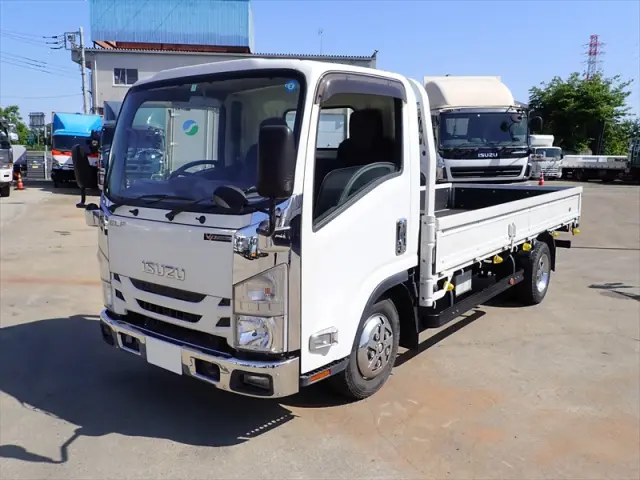 いすゞ エルフ 2RG-NLR88AR(2WD)の写真1