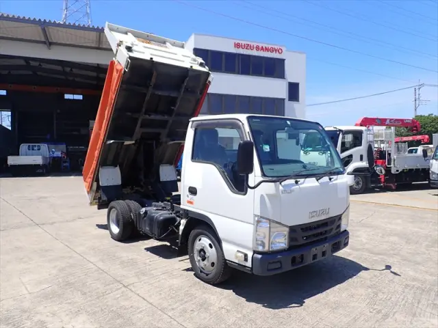 いすゞ エルフ TPG-NKR85AN(2WD)の写真7