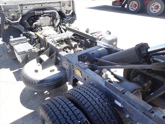 いすゞ エルフ TPG-NKR85AN(2WD)の写真11