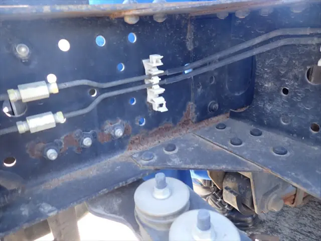 いすゞ エルフ TPG-NKR85AN(2WD)の写真15