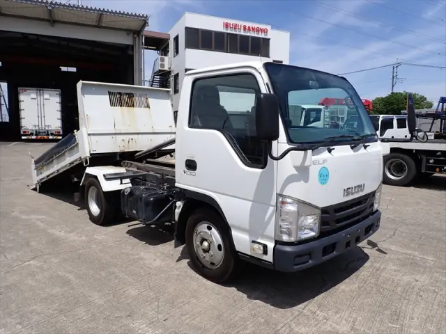 いすゞ エルフ TPG-NKR85AN(2WD)の写真3