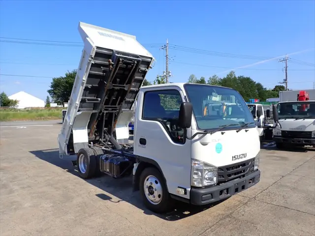 いすゞ エルフ TPG-NKR85AN(2WD)の写真8